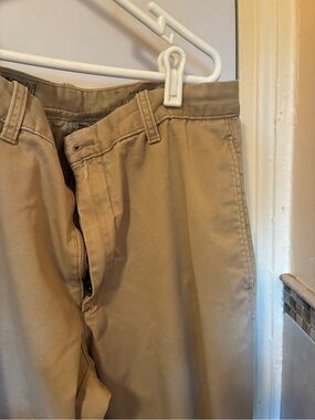 Gap Men's Classic Tan Chino Pants